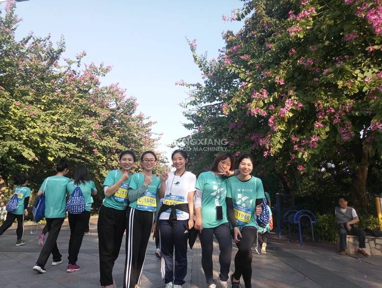鳳翔員工參加肇慶國際馬拉松賽